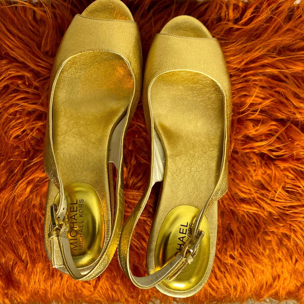 Michael kors ,size:10 color: gold